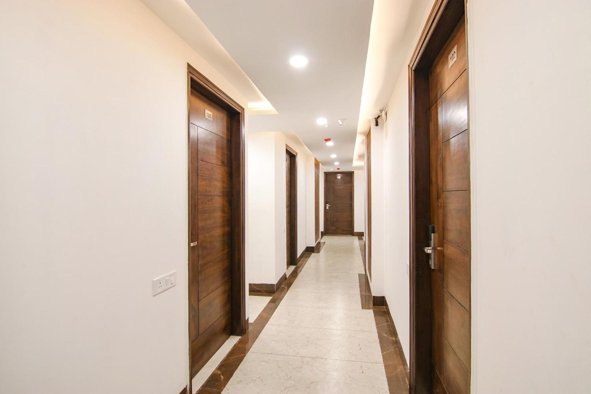 Fabhotel Prism Grand Zirakpur ภายนอก รูปภาพ