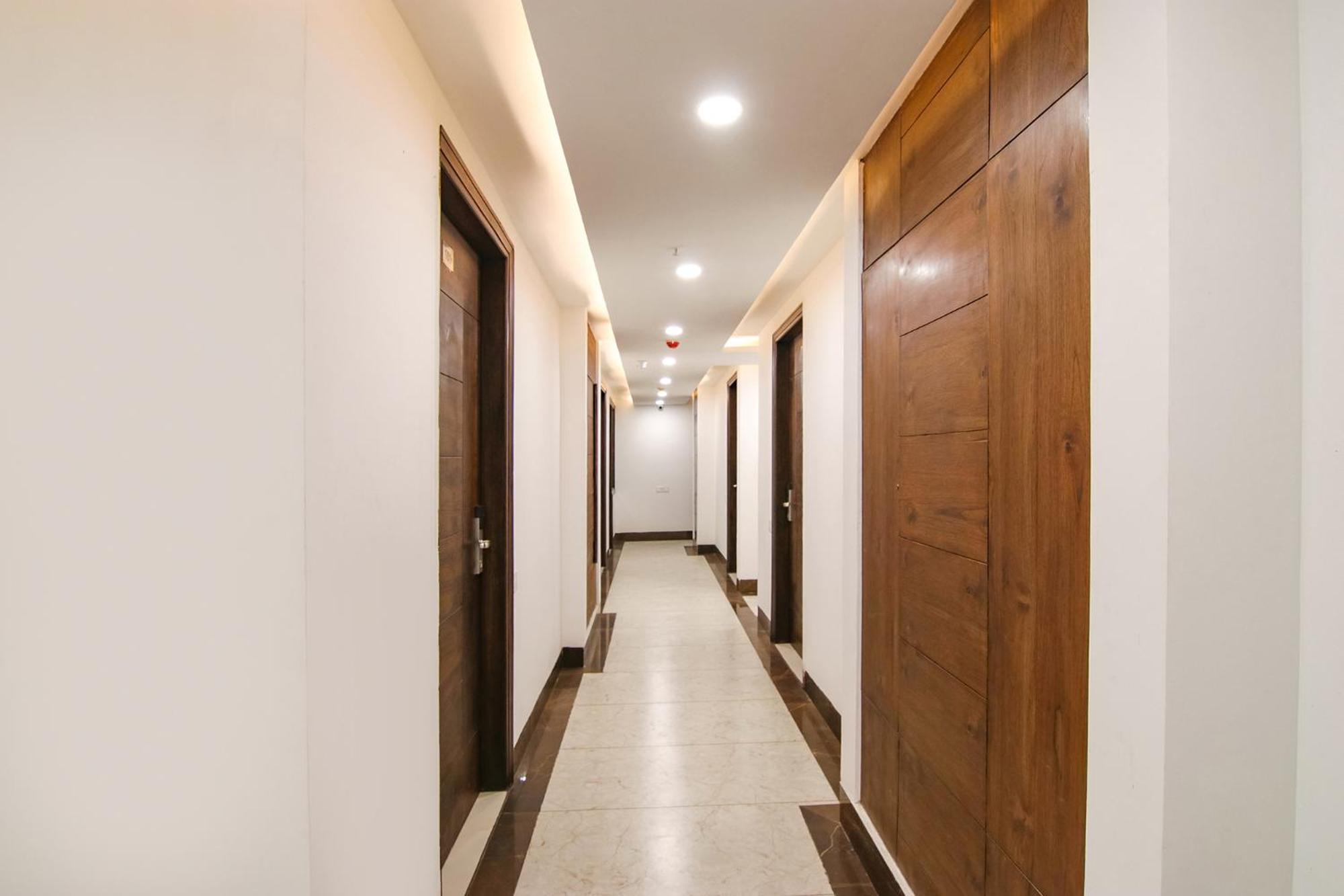 Fabhotel Prism Grand Zirakpur ภายนอก รูปภาพ